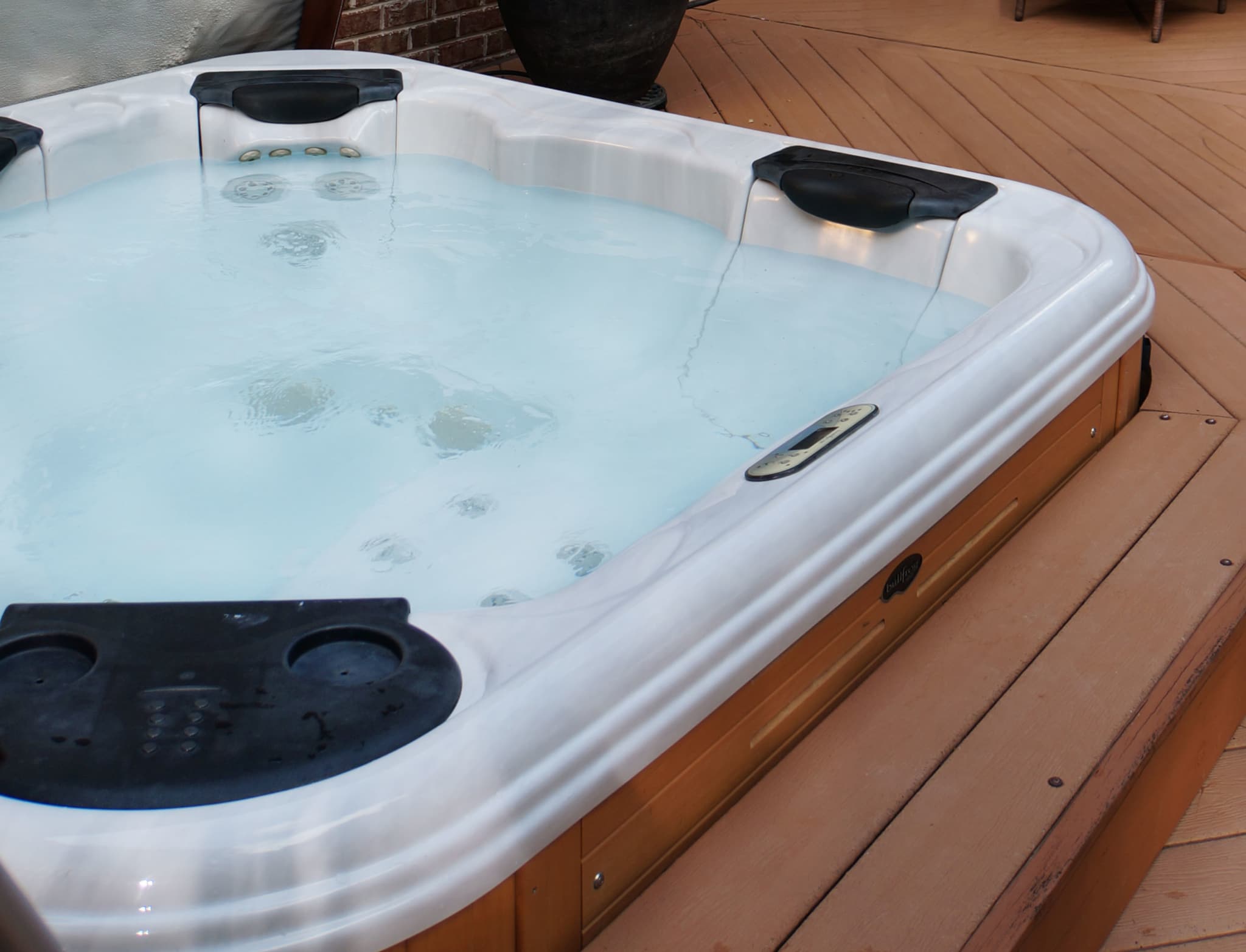 How to Clear Cloudy Hot Tub Water Clorox® Pool&Spa™